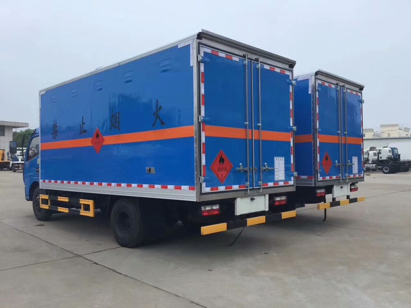 多利卡5.1米（6.4噸）氣體廂式車(chē)
