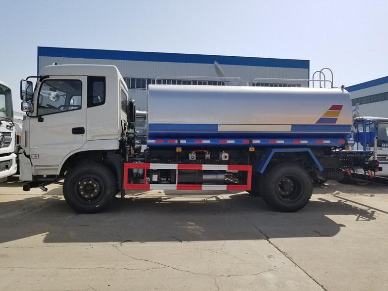 東風神宇15噸灑水車