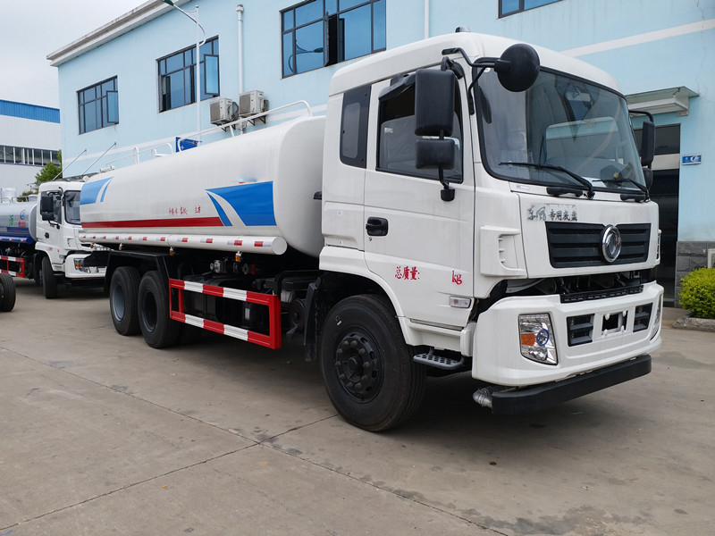 東風(fēng)22.5方灑水車