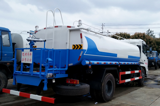 東風天錦14噸灑水車