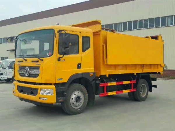 東風(fēng)多利卡D9國(guó)六自卸翼展垃圾車