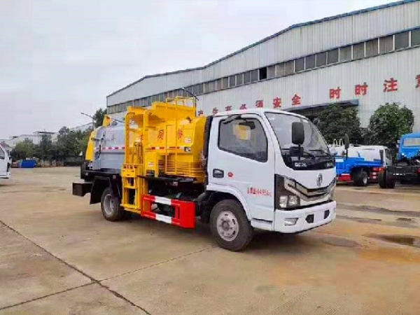 東風(fēng)小多利卡國(guó)六4方藍(lán)牌餐廚垃圾車