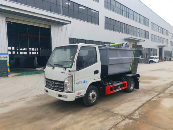 凱馬國(guó)六3方無(wú)泄漏壓縮垃圾車